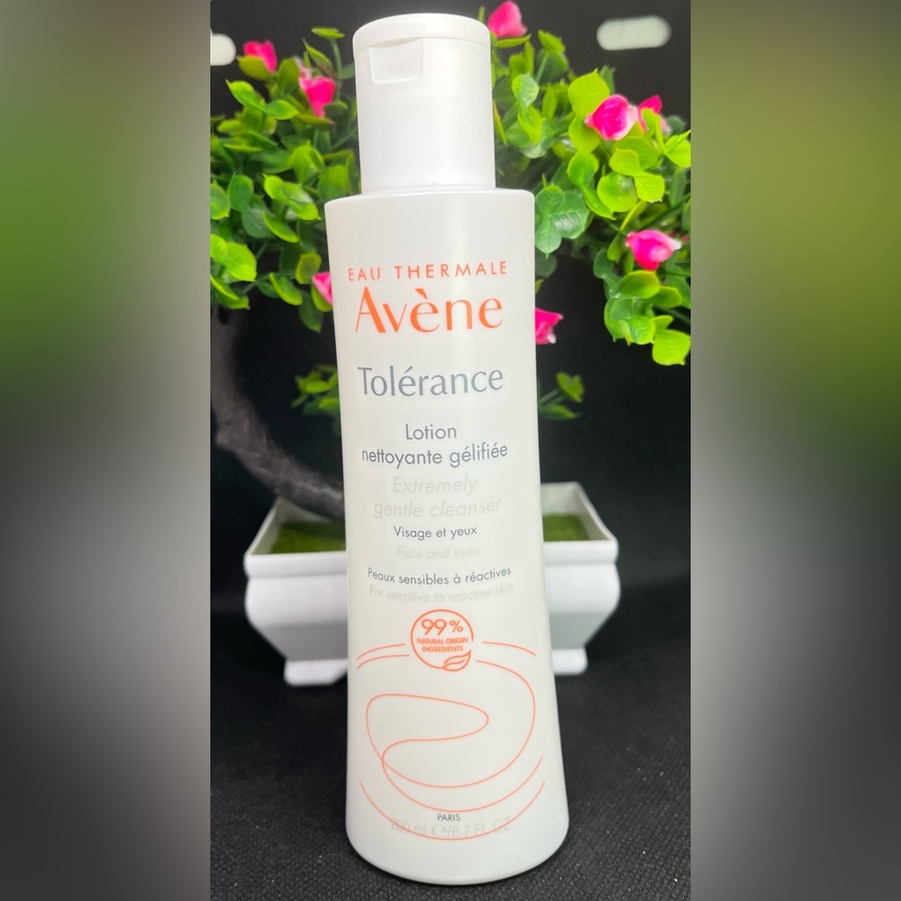 Avène Tolérance Extremely Gentle Cleanser for Sensitive Skin